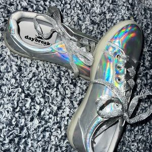 Day break metallic sneakers!